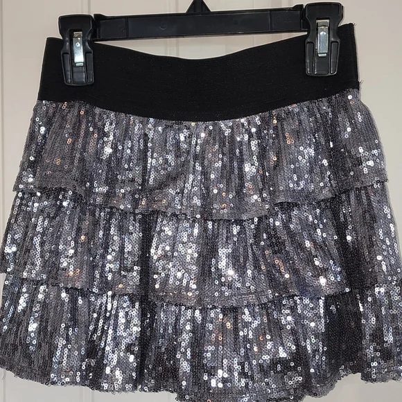 Girls shirt - Picture 2 of 3